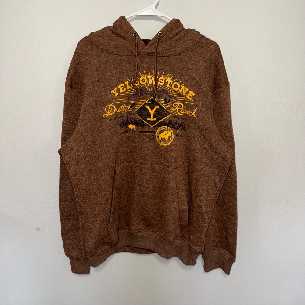 Yellowstone Dutton Ranch Hoodie Size Medium Brown Graphic Sweatshirt
